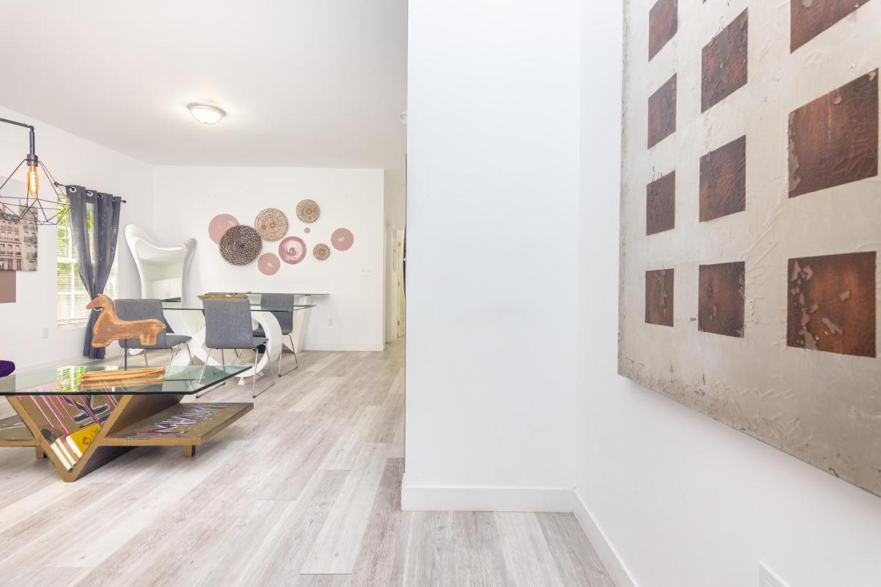 Home Midtown Miami - Wynwood Area With Backyard - Art District Near To Beach 외부 사진